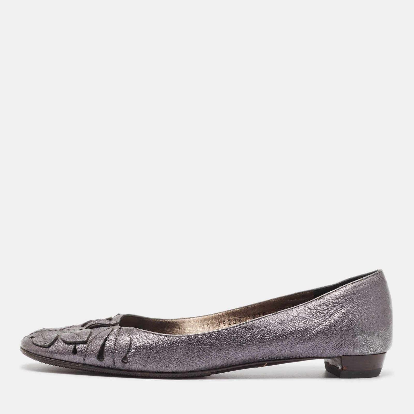 Salvatore Ferragamo Metallic Grey Leather Ballet Flats Size 38