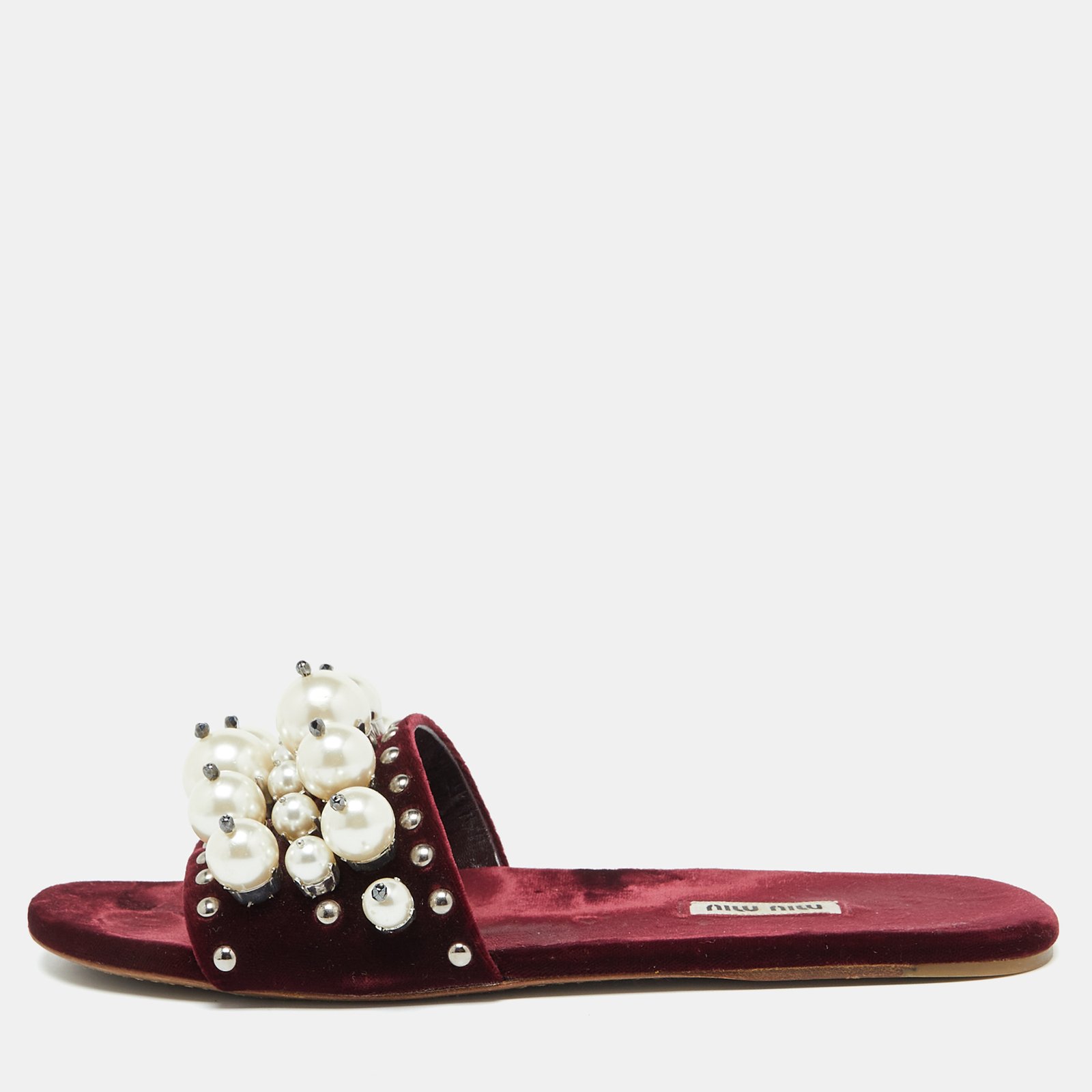 Miu Miu Burgundy Velvet Faux Pearl Embellished Flat Sandals Size 40.5