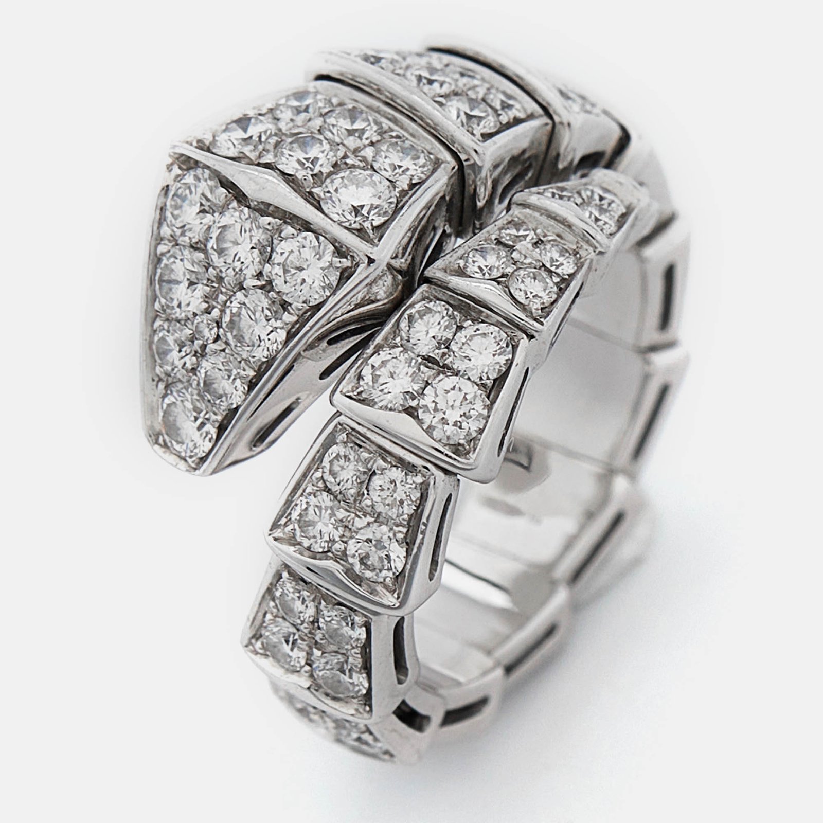 Bvlgari Serpenti Viper Diamonds 18k White Gold Ring Size 48
