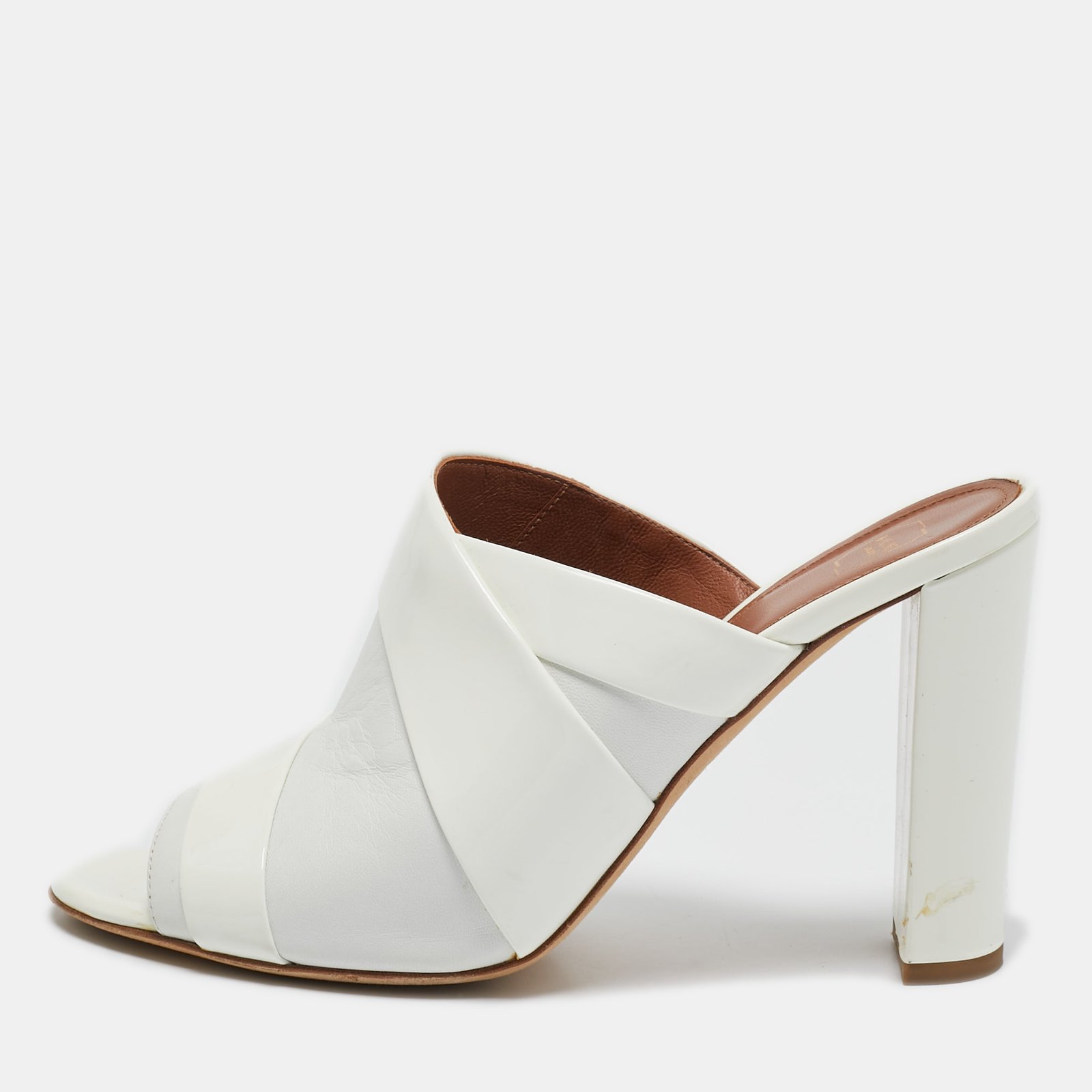 Malone Souliers White Leather and Patent Slide Sandals Size 39