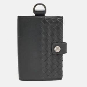 bottega veneta black intrecciato leather passport holder