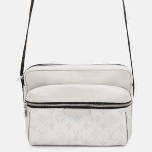 Louis Vuitton Blanc Monogram Taiga Leather Outdoor Messenger Bag