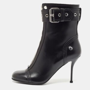 alexander mcqueen black leather studded biker ankle boots size 40
