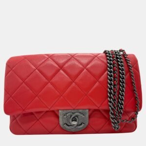 Chanel Red  Quilted Leather CC Flap Shoulder Bag