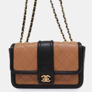 luxury-women-chanel-used-handbags-p1111163-015 Chanel Matelasse Single Flap Chain Beige/Black Lambskin Shoulder Bag
