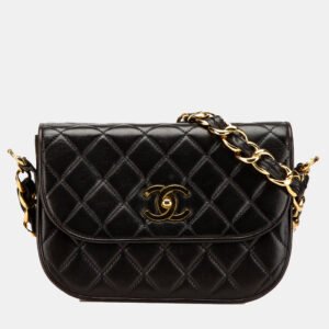 luxury-women-chanel-used-handbags-p1149441-012 Chanel Black CC Quilted Lambskin Chain Flap