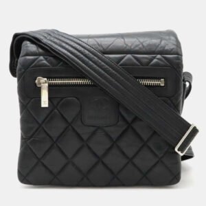 luxury-women-chanel-used-handbags-p1150640-009 Chanel Black Leather Small Shoulder Bag