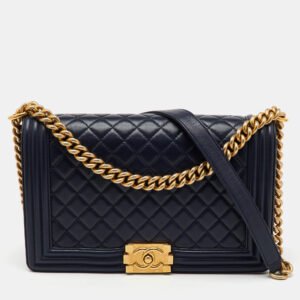 luxury-women-chanel-used-handbags-p1156506-002 Chanel Navy Blue Quilted Leather New Medium Boy Flap Bag