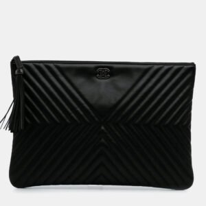Chanel Black Large Diagonal Chevron Calfskin Tassel O Case Clutch