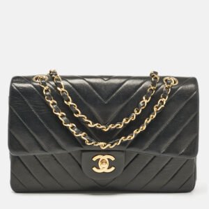 Chanel Black Chevron Leather Medium Classic Double Flap Bag