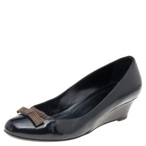 Fendi Black Patent Leather Bow Pumps Size 38