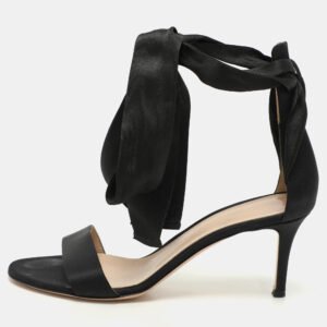 Alexander McQueen Black Leather Medium Heroine Satchel