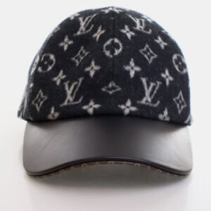 Fendi First Small Off-White/White Fabric Clutch Bag