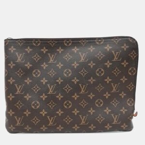 Louis Vuitton Etuille Voyage Clutch MM