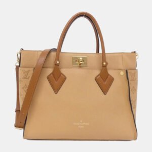 Louis Vuitton Leather Mahina On My Side MM Handbag