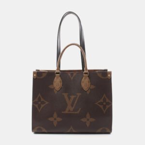 Louis Vuitton Monogram Giant Reverse On The Go MM Tote Bag