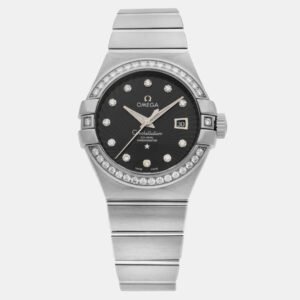 Stacked from 23 images. Method=A (R=8,S=6) Omega Black 18K White Gold Constellation 123.55.31.20.51.001 Automatic Women's Wristwatch 33mm