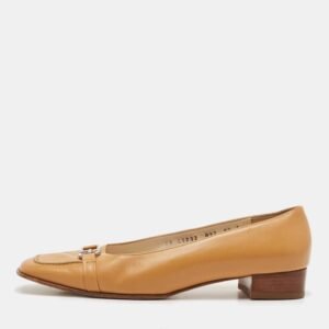 Salvatore Ferragamo Beige Leather Slip On Loafers Size 39