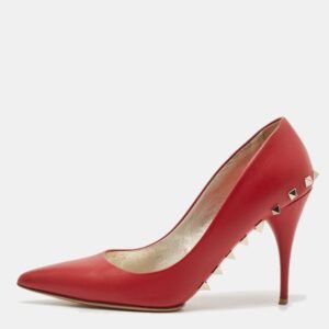 luxury-women-valentino-used-shoes-p1142000-003 Valentino Dark Red Leather Rockstud Pumps Size 39.5