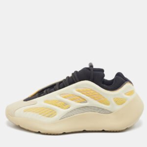 Yeezy x Adidas Beige/Yellow Mesh And Polyurethane 700 V3 Safflower Sneakers Size 39 1/3