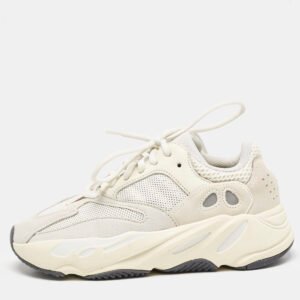Yeezy x Adidas Cream Suede and Mesh Boost 700 Analog Sneakers Size 39 1/3