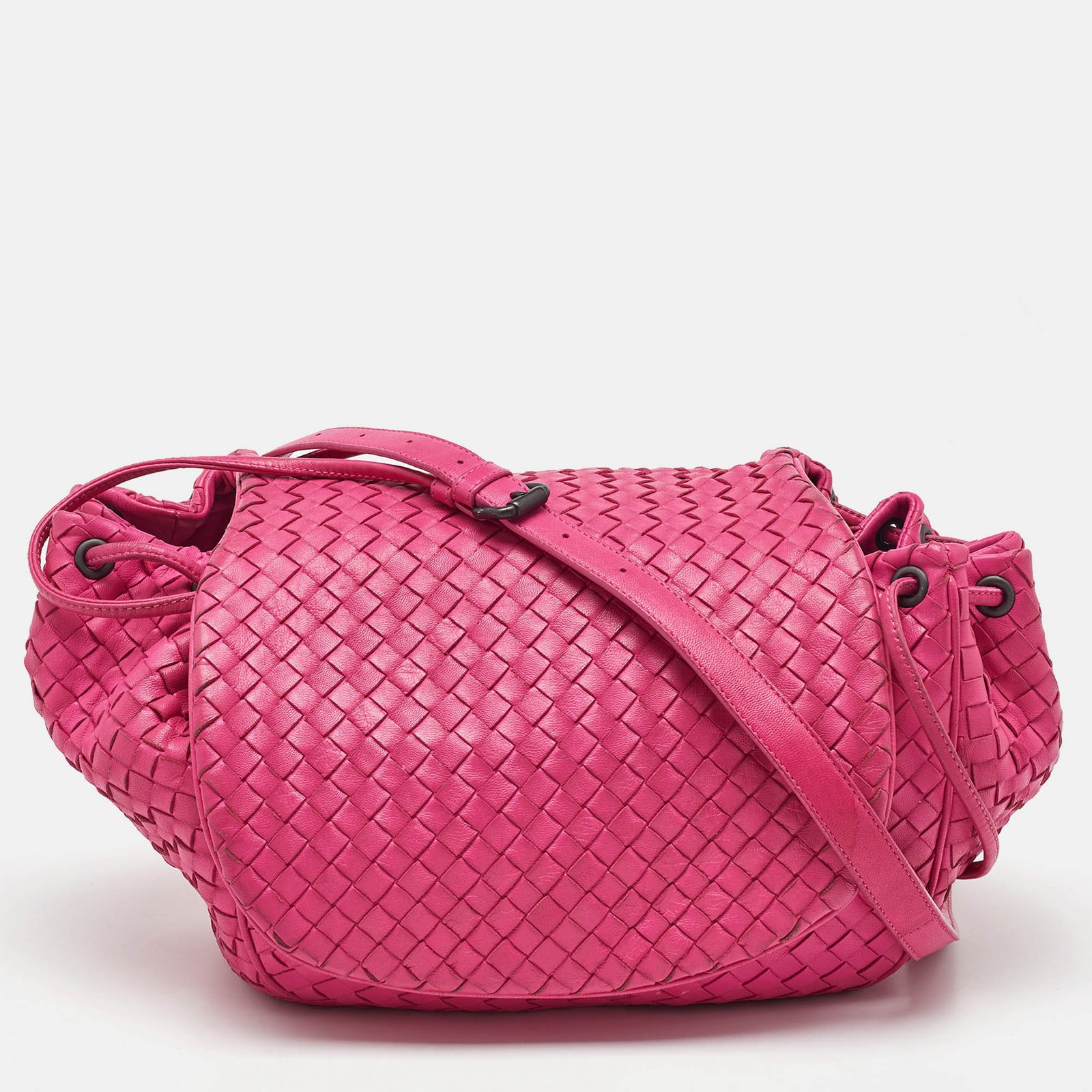 bottega veneta pink intrecciato leather flap drawstring crossbody bag