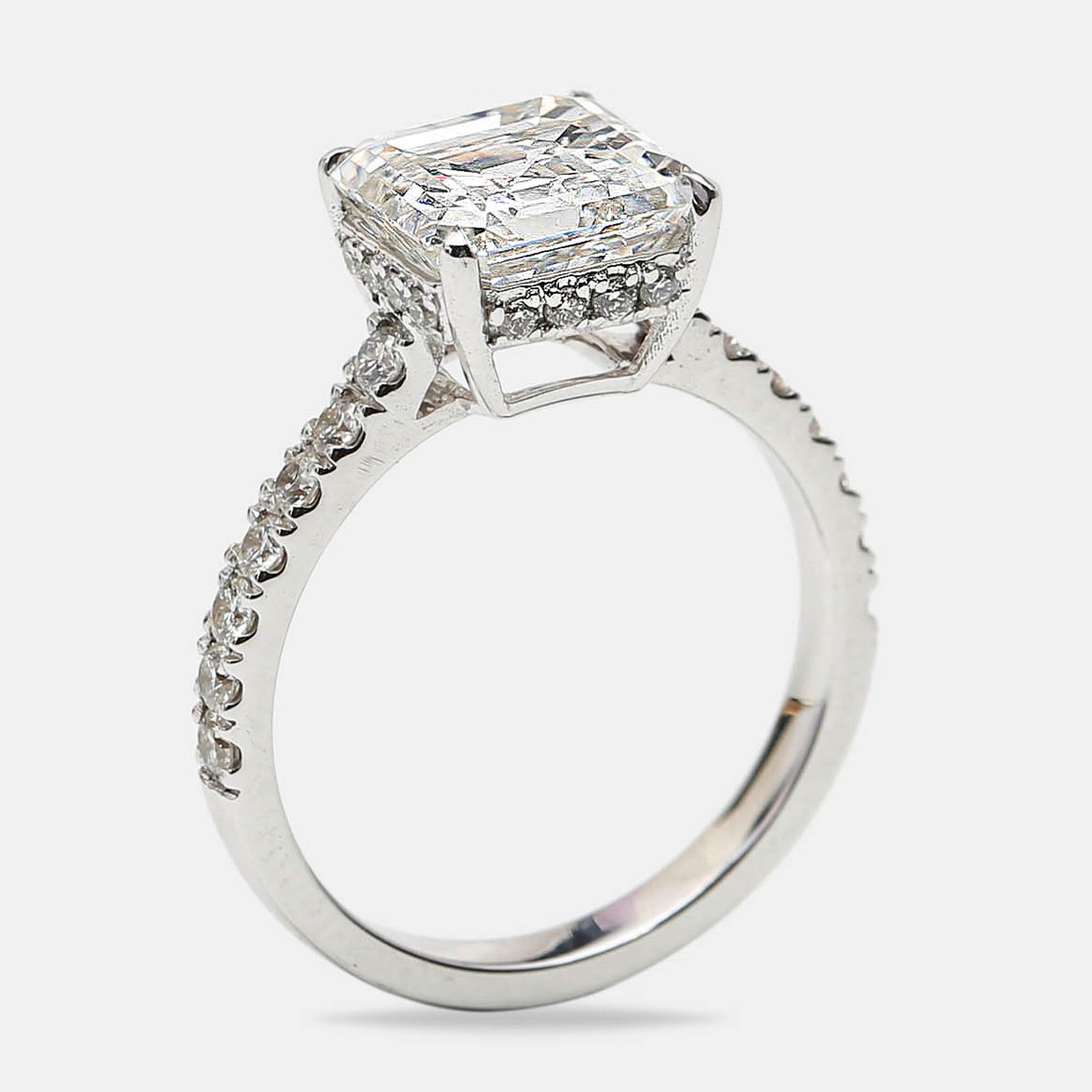 luxury-women-the-diamond-edit-new-fine-jewelry-p1175512-003.jpg 3.80 cts asscher cut round brilliant 18k white gold lab grown diamonds ring size 54