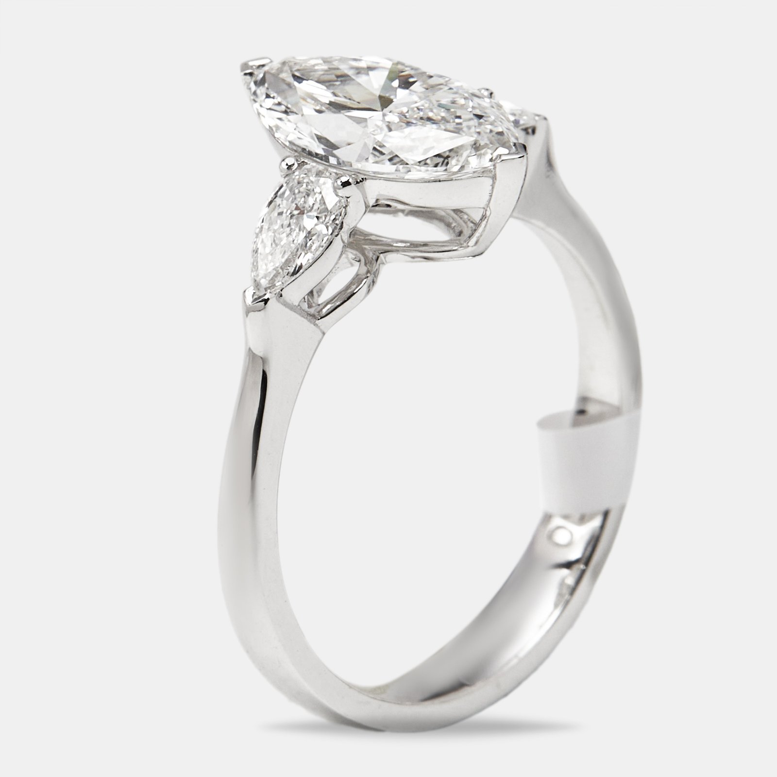 luxury-women-the-diamond-edit-new-fine-jewelry-p1207333-004.jpg 1.9 cts marquise and pear lab grown diamonds 18k white gold ring size 51